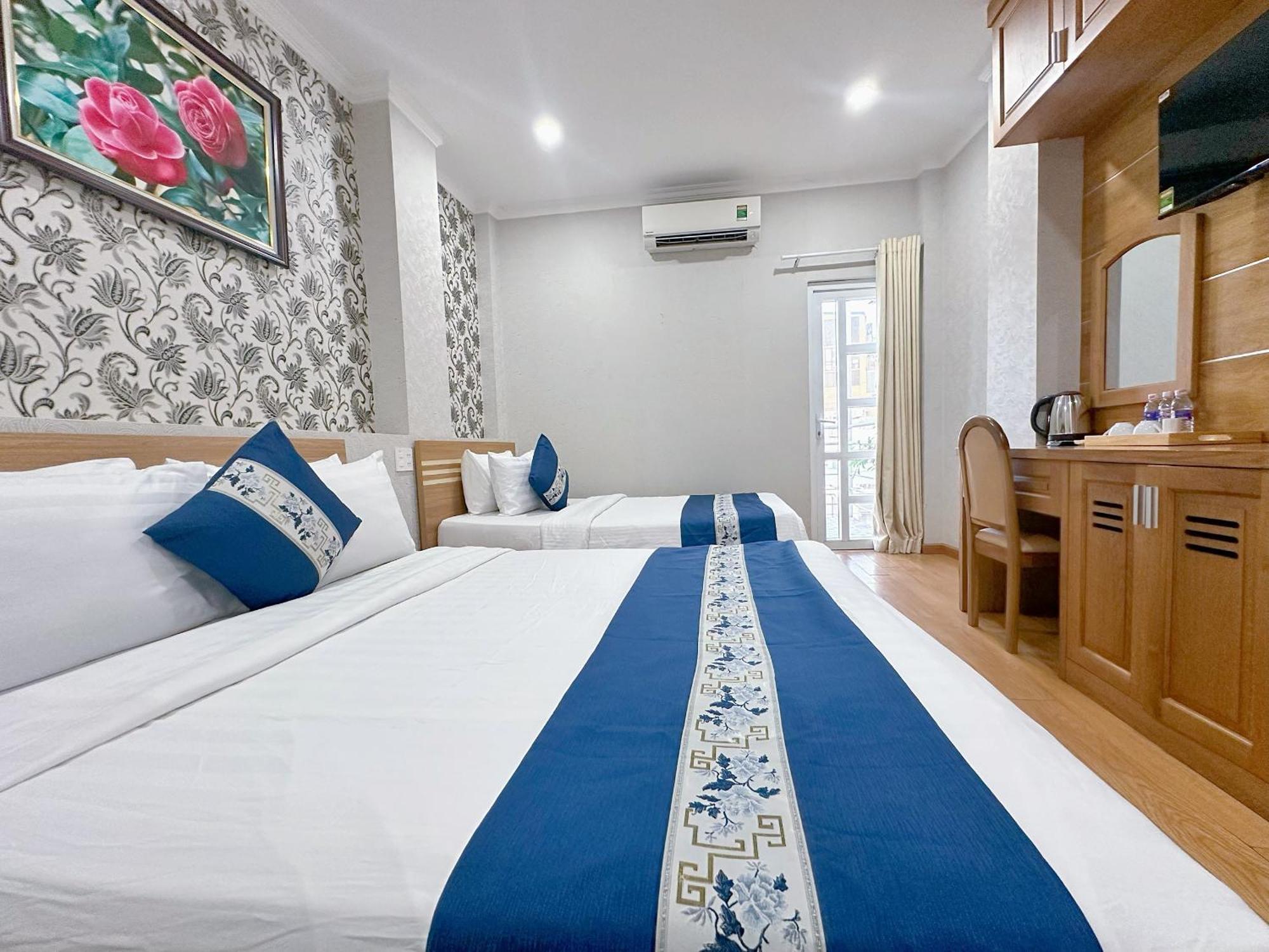 Tra My Hotel - Saigon Center Хошимин Екстериор снимка